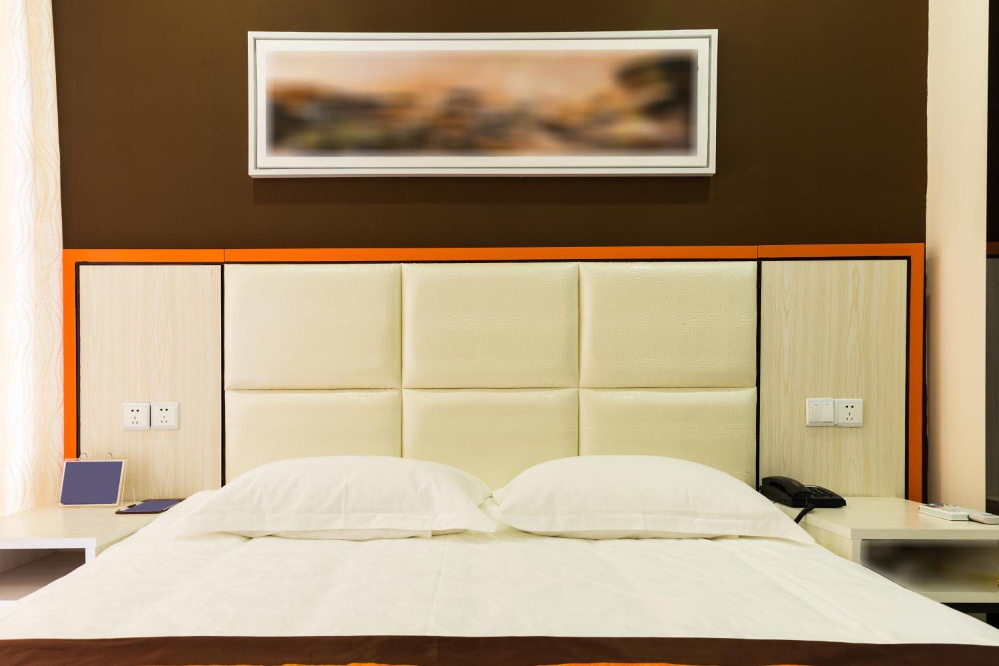 Calabash Luxury Near Airport Hotel New Delhi